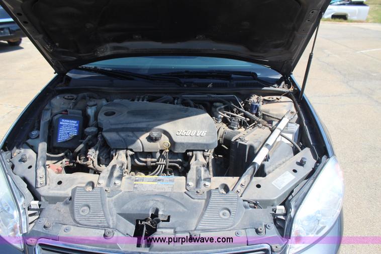 image for item J4486 2010 Chevrolet Impala LS