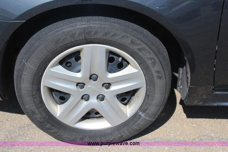 image for item J4486 2010 Chevrolet Impala LS