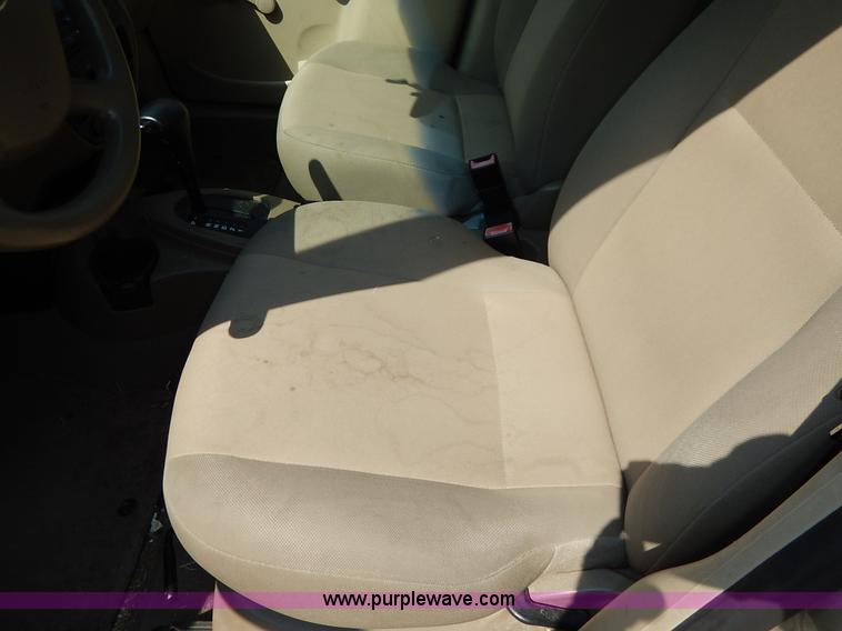 image for item J6451 2006 Ford Focus ZX4