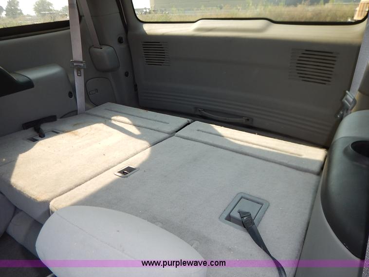 image for item J6468 2008 Chevrolet Uplander LS van