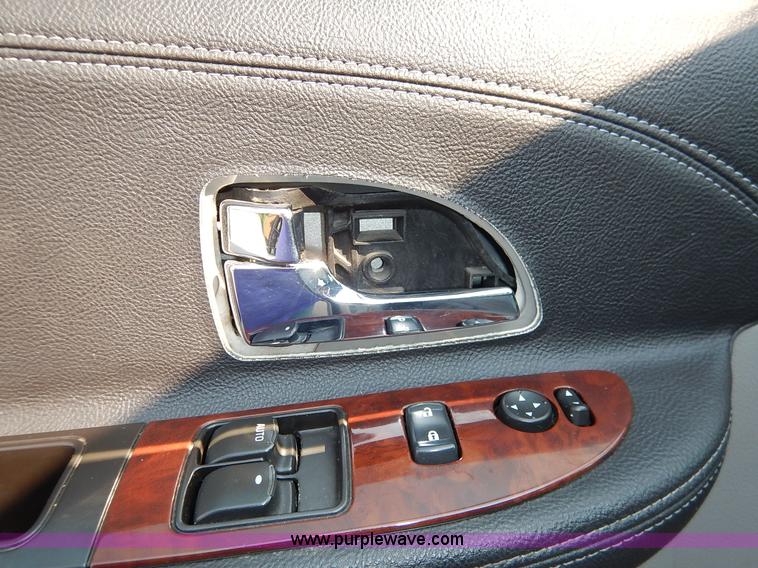 image for item J6468 2008 Chevrolet Uplander LS van