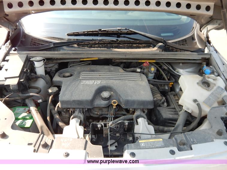 image for item J6468 2008 Chevrolet Uplander LS van