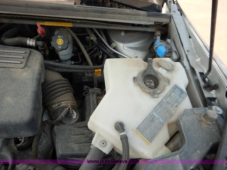 image for item J6468 2008 Chevrolet Uplander LS van