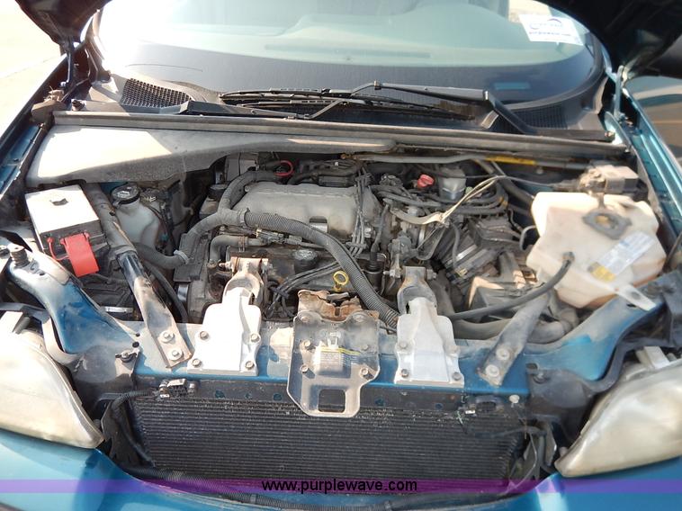 image for item J6471 2002 Chevrolet Venture van