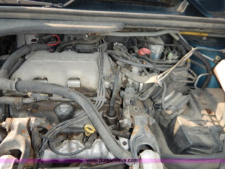 image for item J6471 2002 Chevrolet Venture van