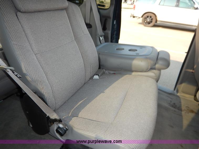 image for item J6471 2002 Chevrolet Venture van