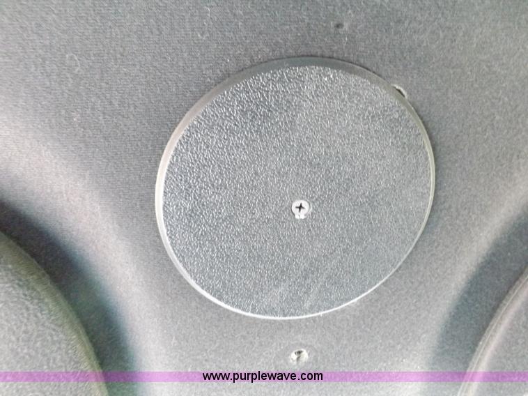 image for item J6890 2005 Ford Crown Victoria Police Interceptor