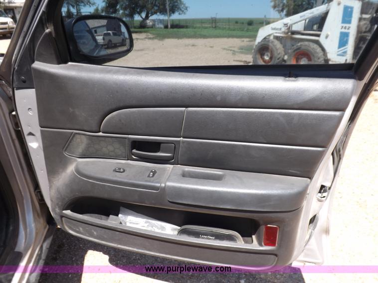 image for item J6890 2005 Ford Crown Victoria Police Interceptor