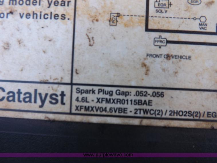 image for item J6890 2005 Ford Crown Victoria Police Interceptor