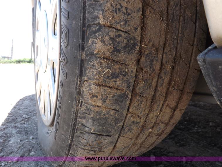 image for item J6890 2005 Ford Crown Victoria Police Interceptor