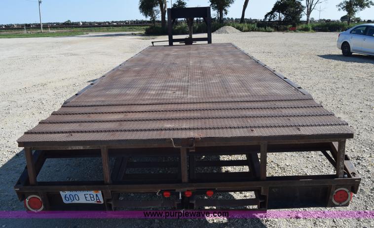 image for item J7767 1989 Hillsboro equipment trailer