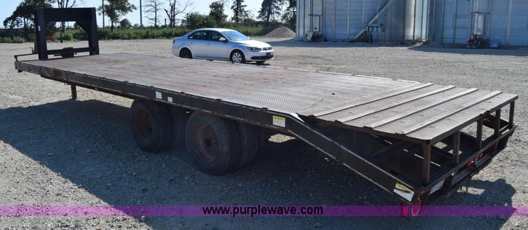 image for item J7767 1989 Hillsboro equipment trailer