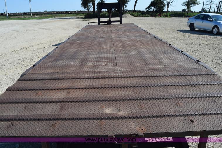 image for item J7767 1989 Hillsboro equipment trailer