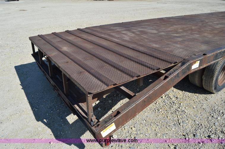 image for item J7767 1989 Hillsboro equipment trailer