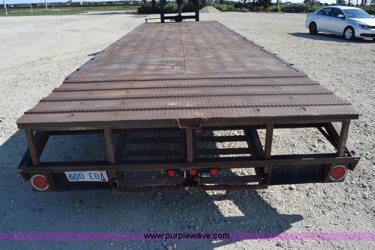image for item J7767 1989 Hillsboro equipment trailer