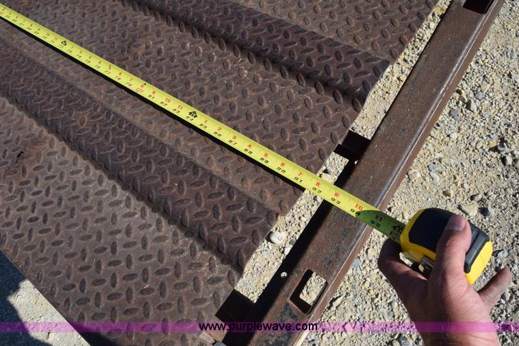 image for item J7767 1989 Hillsboro equipment trailer