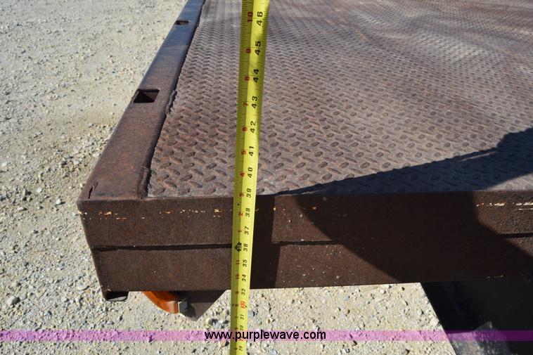 image for item J7767 1989 Hillsboro equipment trailer