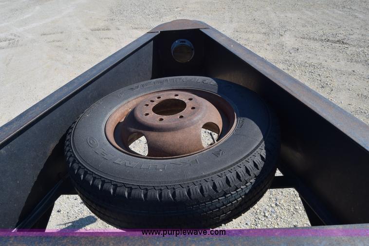 image for item J7767 1989 Hillsboro equipment trailer