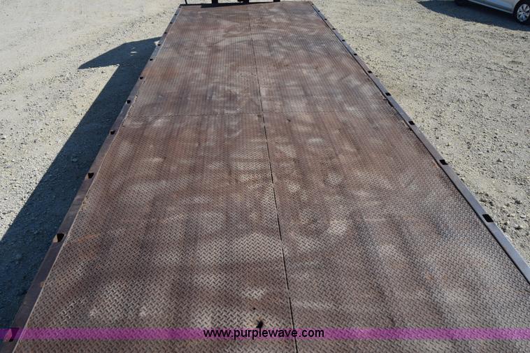 image for item J7767 1989 Hillsboro equipment trailer