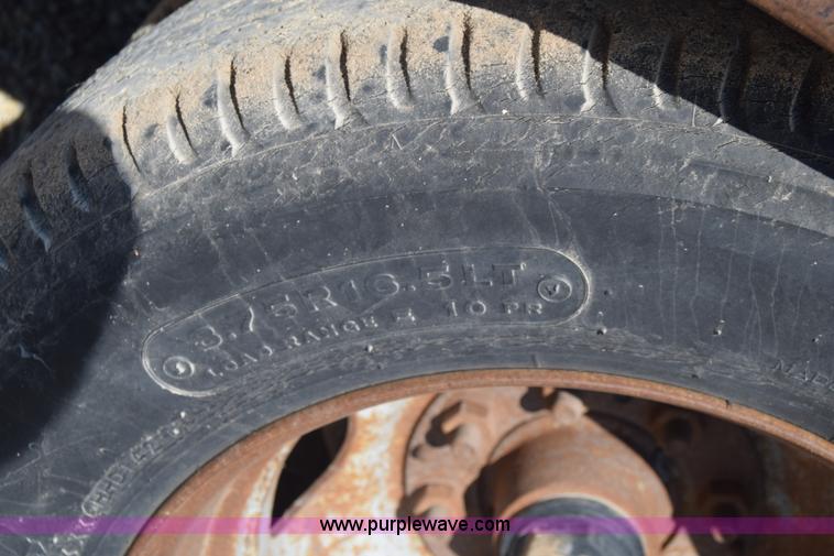 image for item J7767 1989 Hillsboro equipment trailer