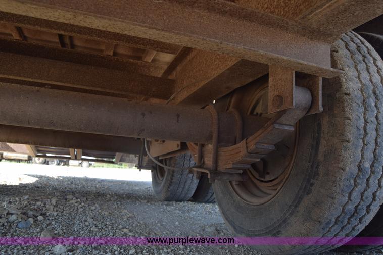 image for item J7767 1989 Hillsboro equipment trailer