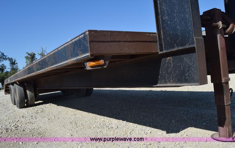 image for item J7767 1989 Hillsboro equipment trailer