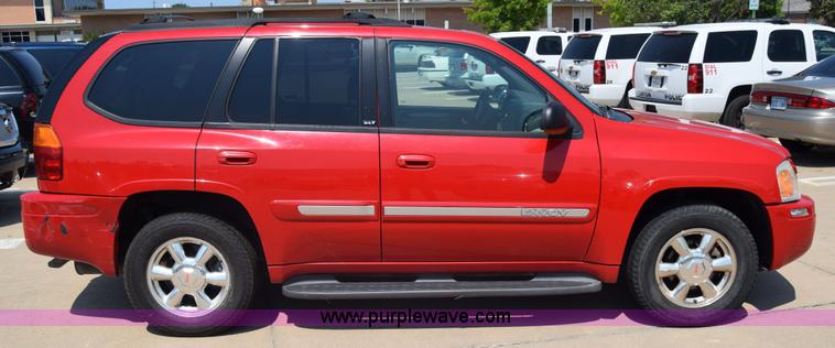 image for item J7813 2002 GMC Envoy SUV