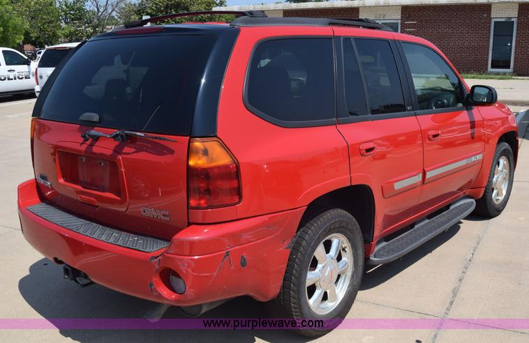 image for item J7813 2002 GMC Envoy SUV