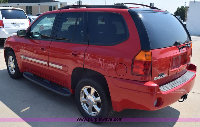 image for item J7813 2002 GMC Envoy SUV