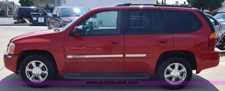image for item J7813 2002 GMC Envoy SUV