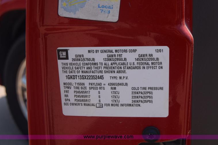 image for item J7813 2002 GMC Envoy SUV