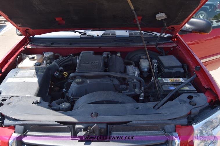 image for item J7813 2002 GMC Envoy SUV