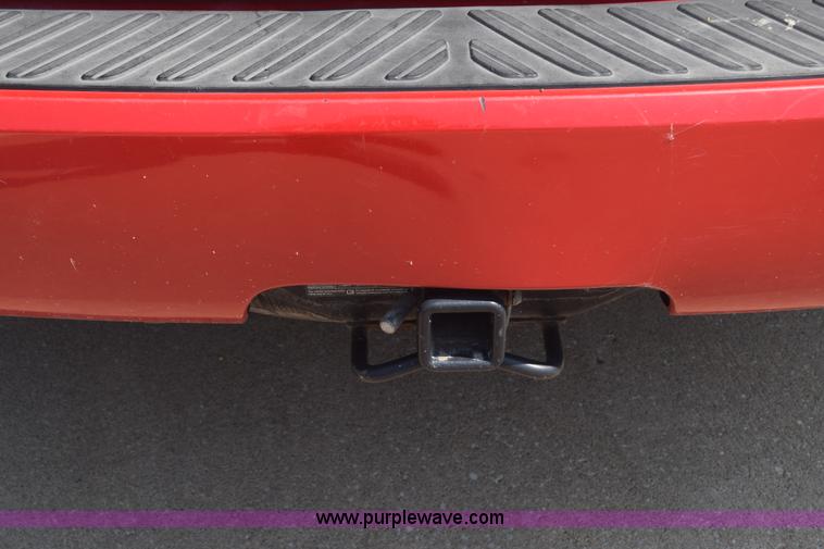 image for item J7813 2002 GMC Envoy SUV