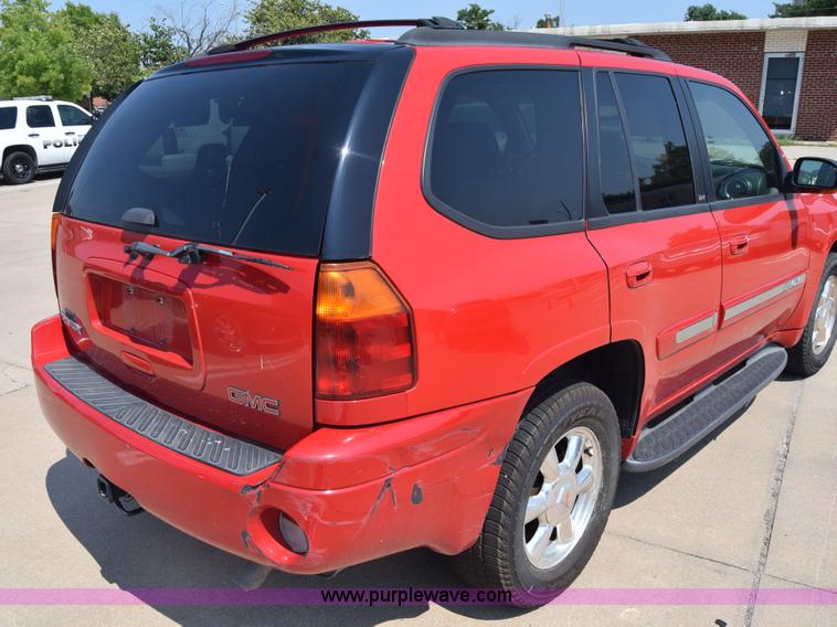 image for item J7813 2002 GMC Envoy SUV