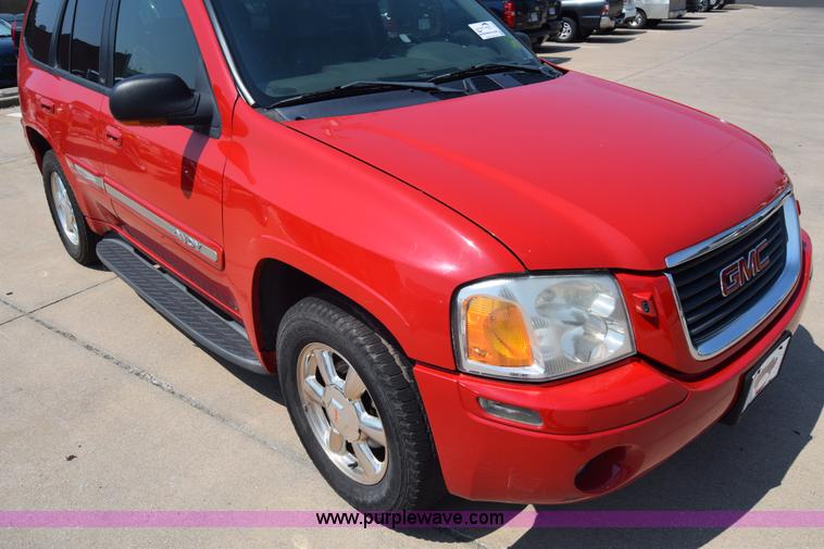 image for item J7813 2002 GMC Envoy SUV