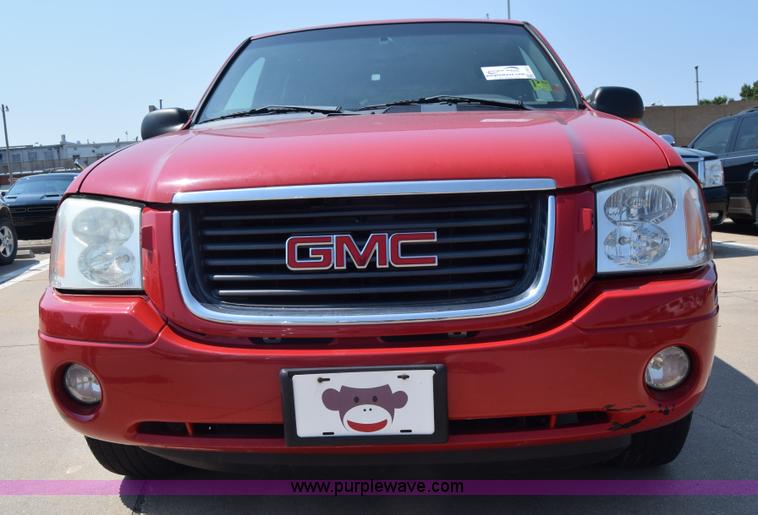 image for item J7813 2002 GMC Envoy SUV