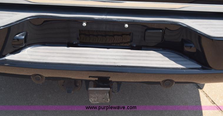 image for item J7814 2005 Cadillac Escalade SUV