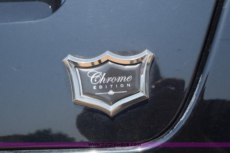 image for item J7814 2005 Cadillac Escalade SUV