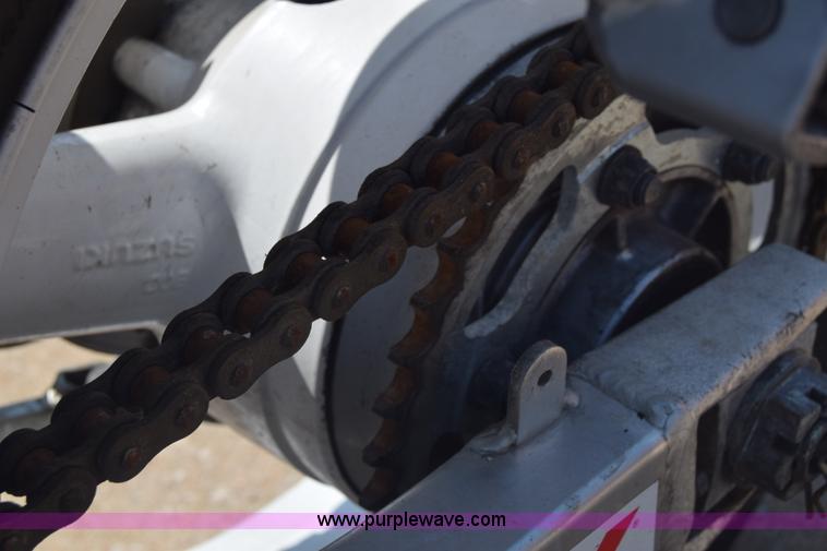 image for item J7815 1999 Suzuki GSX-R600 motorcycle