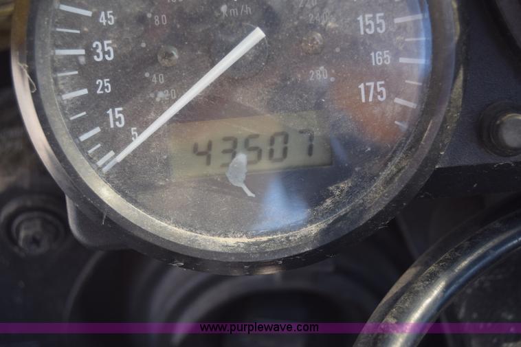 image for item J7815 1999 Suzuki GSX-R600 motorcycle