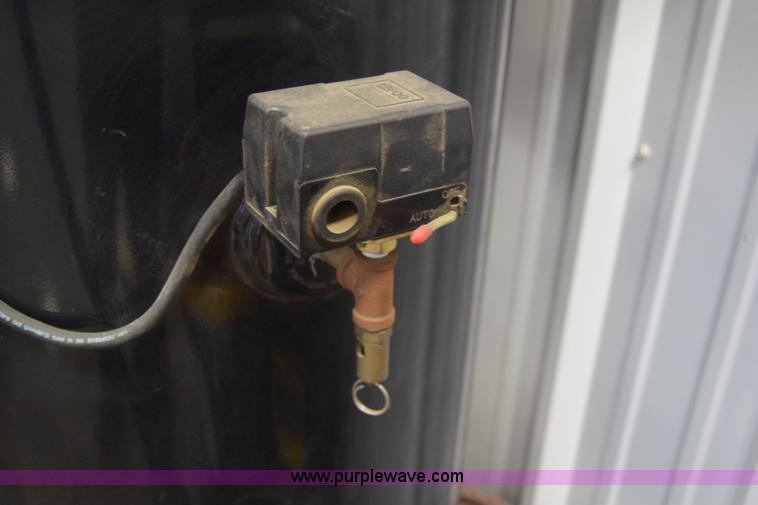 image for item J8181 American air compressor