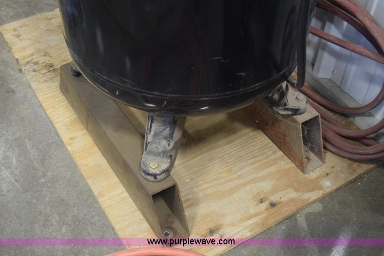 image for item J8181 American air compressor