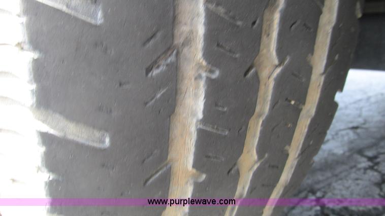 image for item J8564 2004 Jeep Grand Cherokee Special Edition SUV