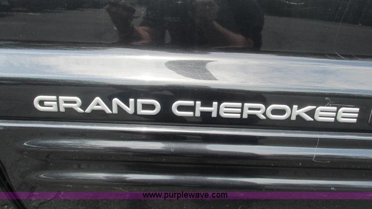 image for item J8564 2004 Jeep Grand Cherokee Special Edition SUV