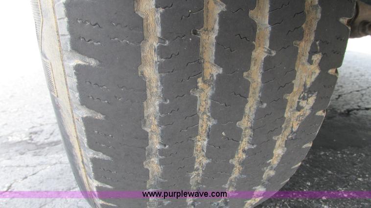 image for item J8564 2004 Jeep Grand Cherokee Special Edition SUV