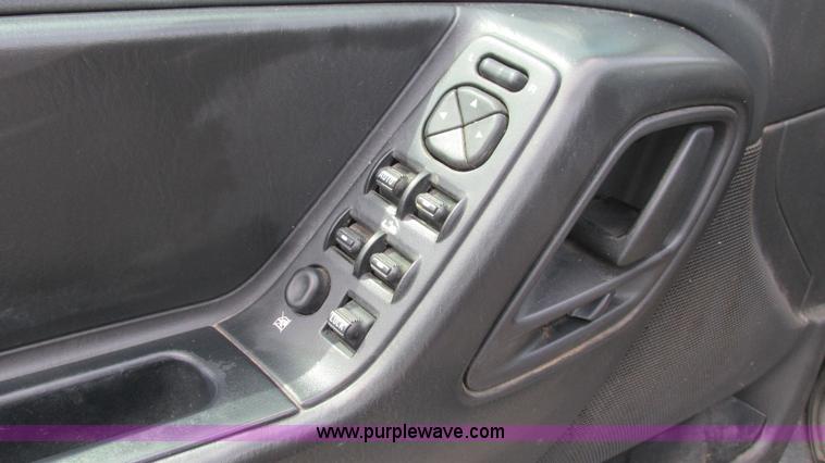 image for item J8564 2004 Jeep Grand Cherokee Special Edition SUV