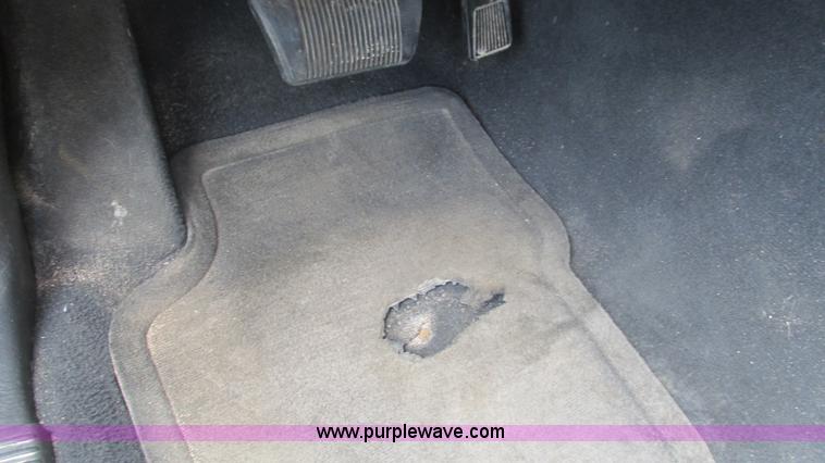 image for item J8564 2004 Jeep Grand Cherokee Special Edition SUV