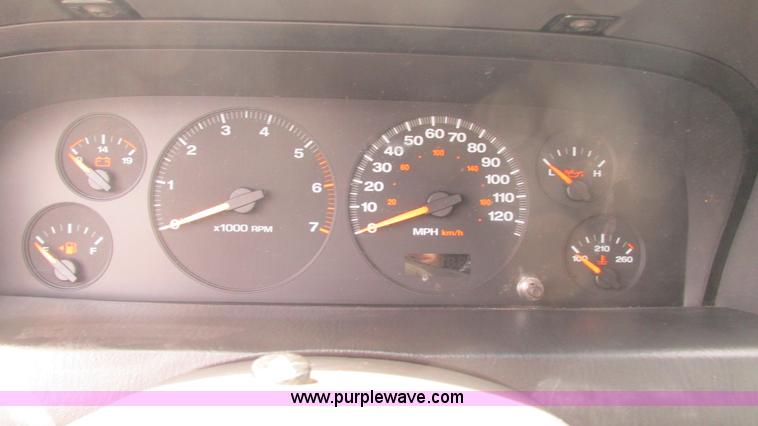 image for item J8564 2004 Jeep Grand Cherokee Special Edition SUV