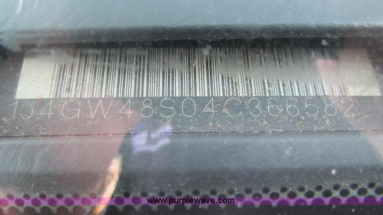 image for item J8564 2004 Jeep Grand Cherokee Special Edition SUV