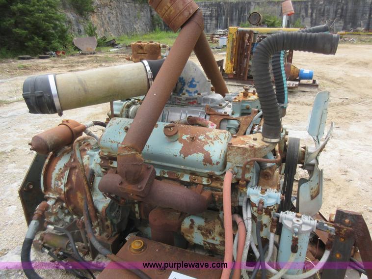 image for item J8629 Detroit Diesel eight cylinder diesel engine